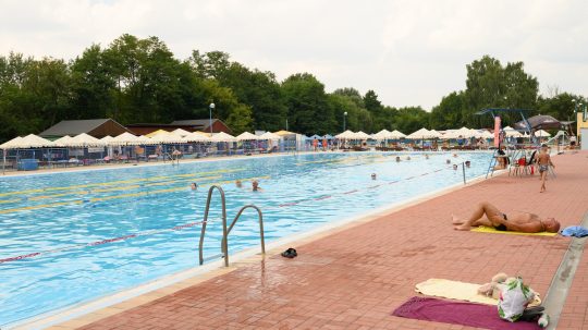 Pohľad na letné kúpalisko